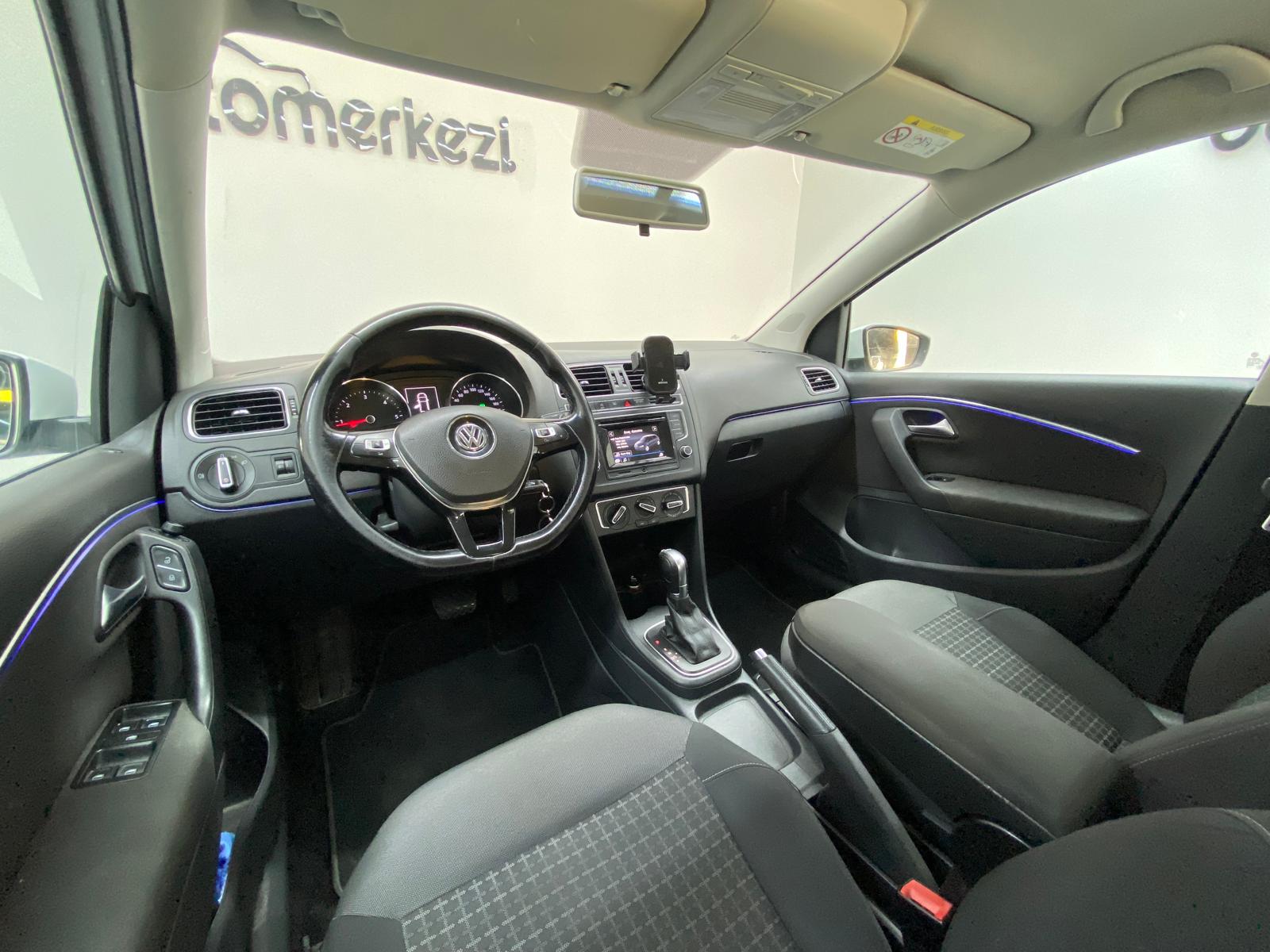 VOLKSWAGEN POLO 14